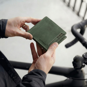 4 Men’s Genuine Leather RFID Wallet – Slim Minimalist Bifold Wallet with ID Window