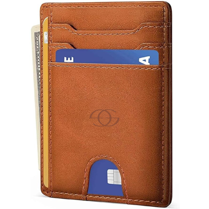 Slim leather card holder corner close-up – Geo Trends durability